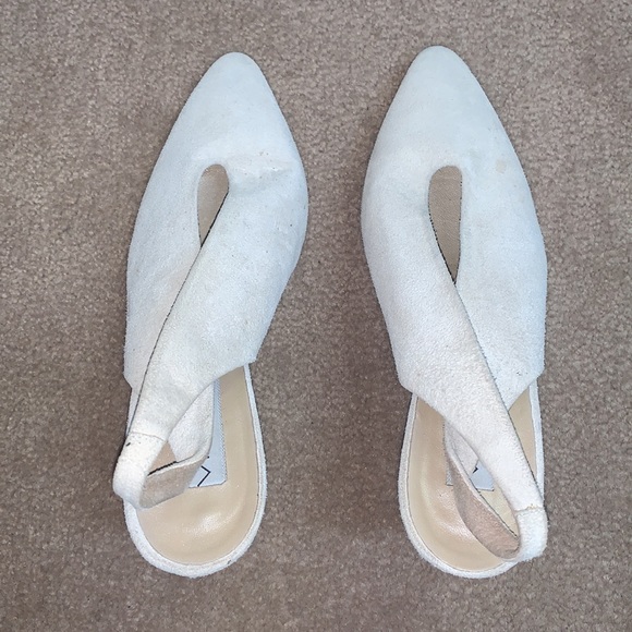 Suede heels - Picture 2 of 4